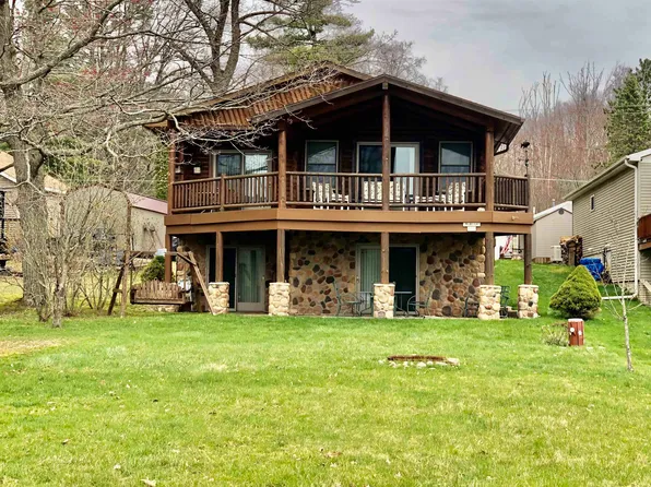 1299 E Long Lake Dr, Harrison, MI 48625