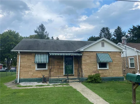 10 Aarons Pl, Easton, PA 18040