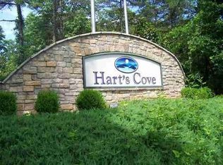 812 Harts Cove Way, Seneca, SC 29678