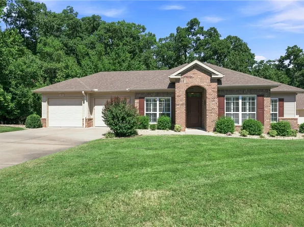 15 Parkridge Dr, Bella Vista, AR 72715