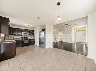 542 Briggs Dr, New Braunfels, TX 78130