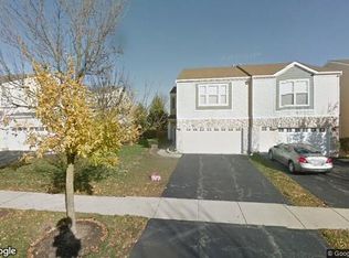 4117 Blackstone Dr, Aurora, IL 60504