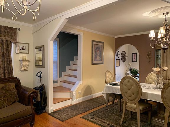 2nd image of 61 Grand St