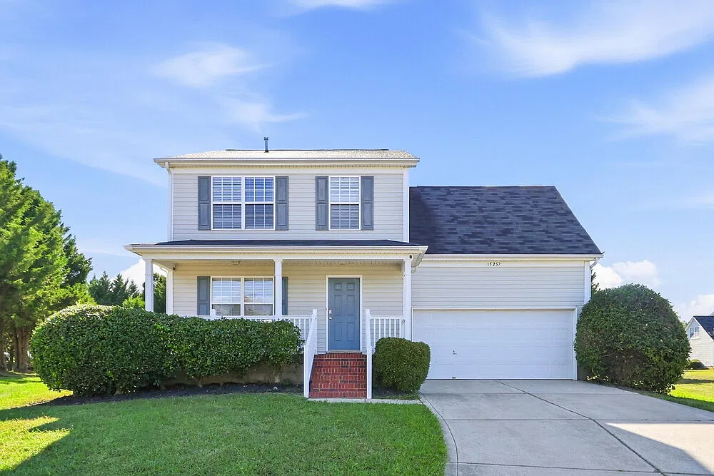 3 bed, 2.5 bath, 1492 sqft, $2,040 — Photo 1