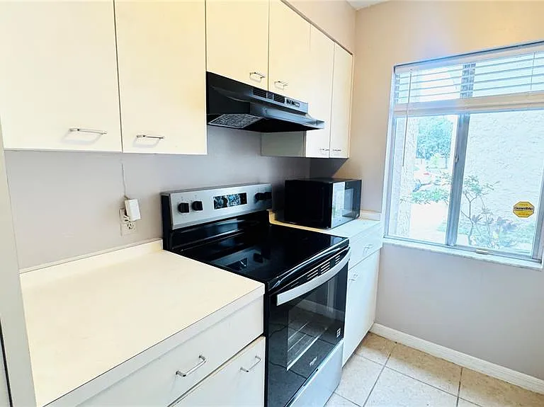 5508 Pokeweed Ct #146 — Photo 7