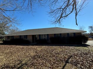 2221 Verot School Rd, Lafayette, LA 70508