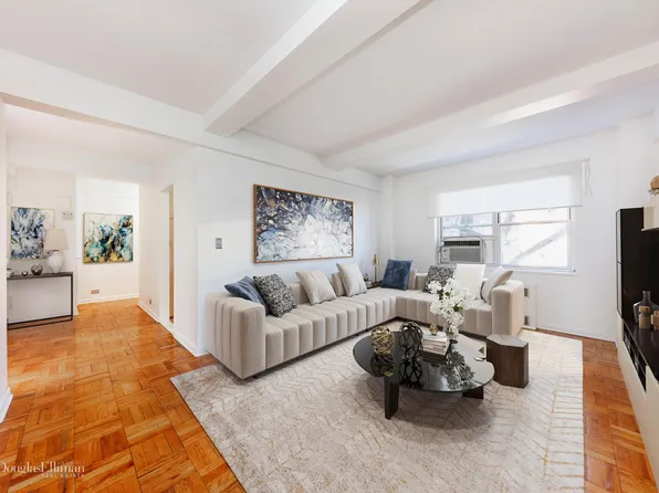 550 Grand Street image 1 of 8