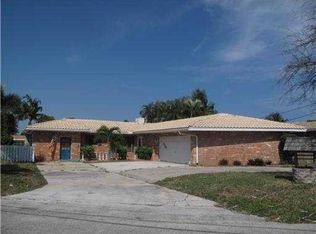 2437 SE 12th St, Pompano Beach, FL 33062