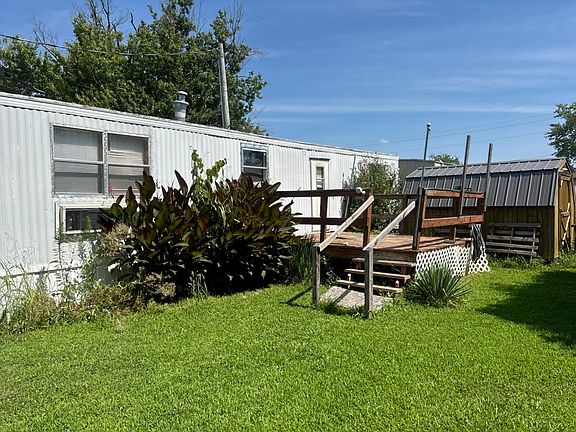 2nd image of 475 Landis Ln
