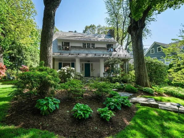 210 Upland Rd, Newton, MA 02460