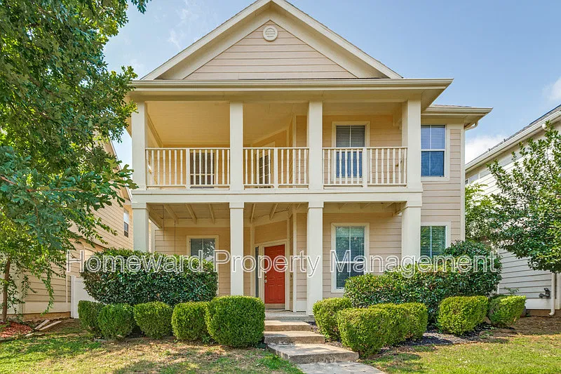 3 bed, 3.0 bath, 2067 sqft, $1,875 — Photo 2