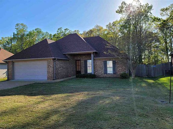 2nd image of 186 Beechwood Cir