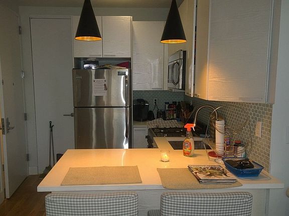 4th image of 1433 Dekalb Ave APT 5C