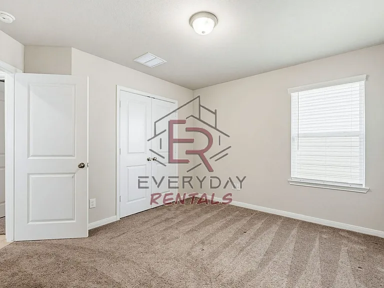 1517 Dryden Ave — Photo 12