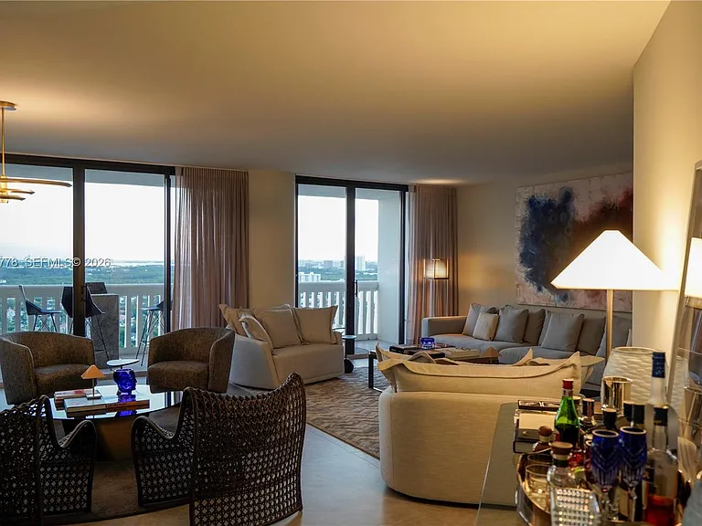 2000 Island Blvd #2404 — Photo 33