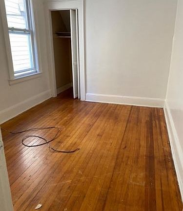 5th image of 39 Norwood Ave
