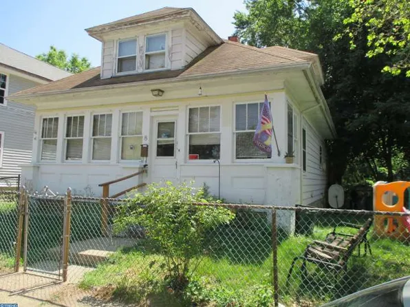 8 Elvin Ave, Penns Grove, NJ 08069