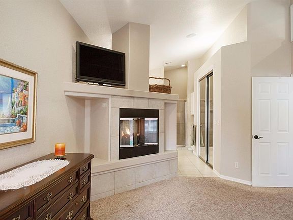 5th image of 1143 N Rossmoor Court E