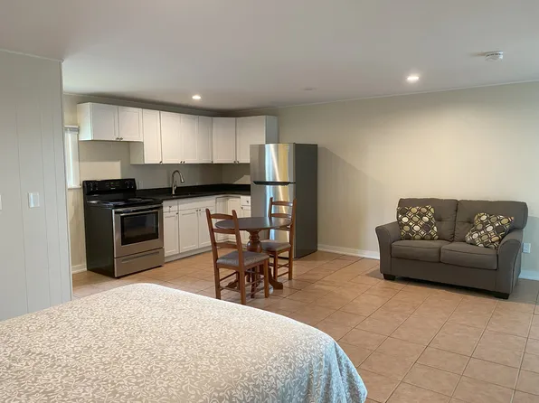 18 Imperial St, Old Orchard Beach, ME
