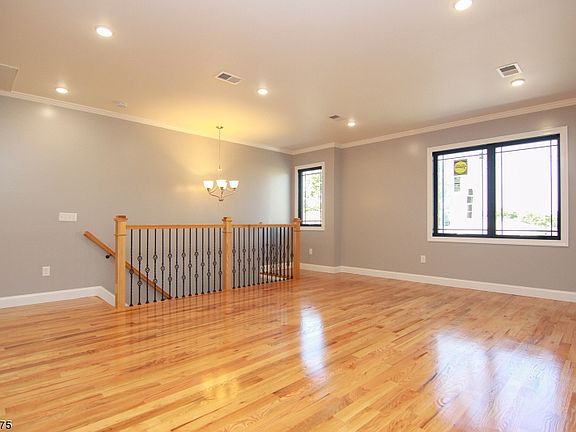 3rd image of 59 Bellavista Ave
