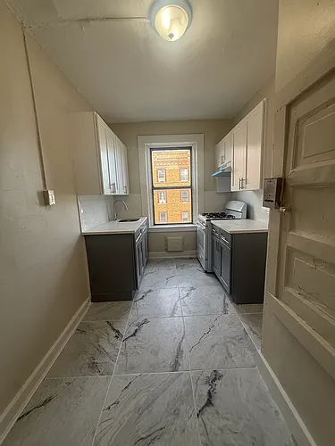 329 Park Ave Photo 1