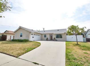 334 W Payson St, Glendora, CA 91740