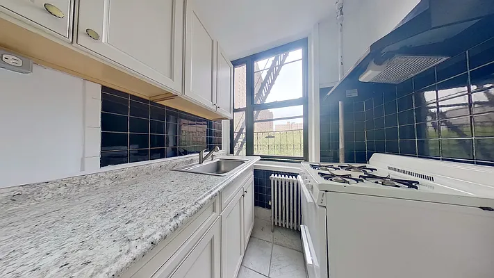 Rented by Compass | media 2