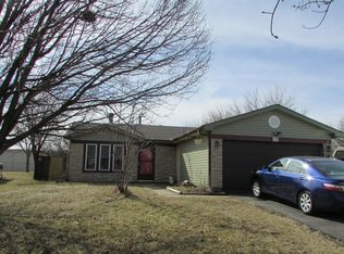 202 Homewood Dr, Bolingbrook, IL