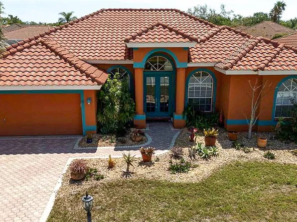 7118 42nd Ct E, Sarasota, FL 34243