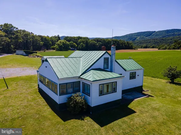 3233 Newport Rd, Shenandoah, VA 22849