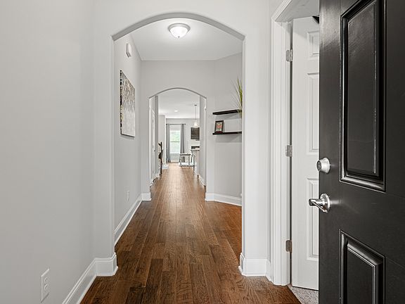 3rd image of 4521 Maryweather Ln