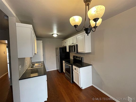 5th image of 6725 S Richmond Ave Unit 634