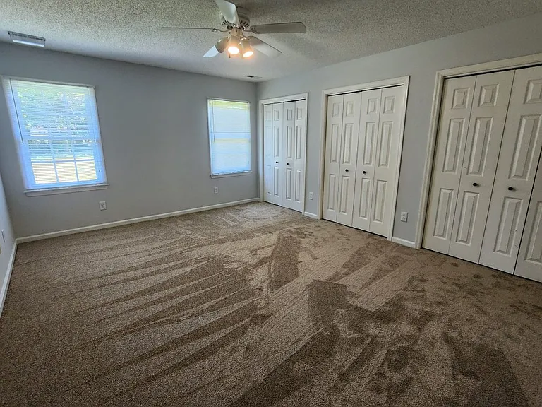 210 Rivershore Dr — Photo 13