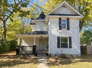 911 N 8th St #B, Columbia, MO 65201