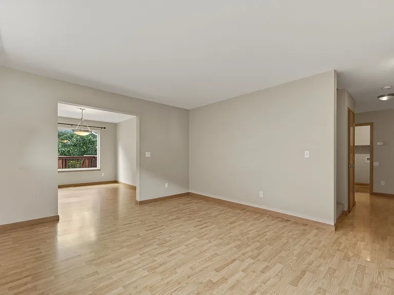 2440 Boulevard Heights Loop SE — Photo 10