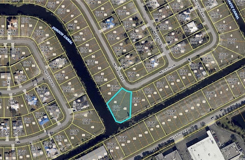2nd image of 1100 NE 18th Ave