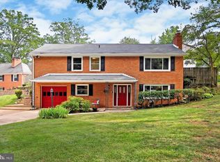 7845 Doane Ct, Springfield, VA 22152