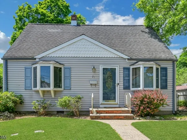 21 Butler Pl, Wanaque Boro, NJ 07420