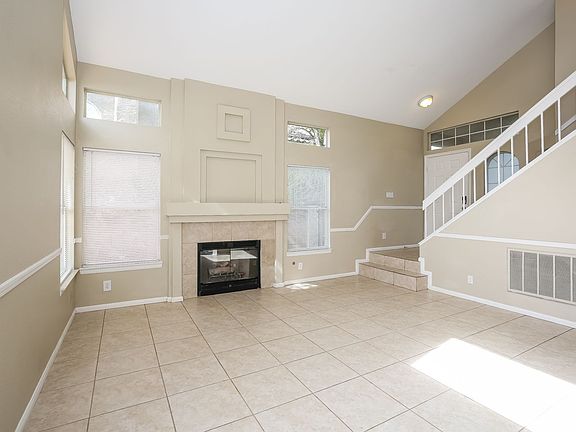 5th image of 2425 Sun Shores Dr