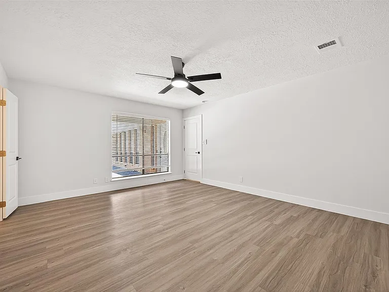 2730 Blue Glen Ln — Photo 33