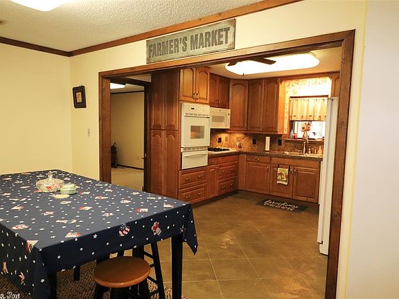 5th image of 7558 Carrie Dr