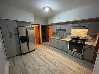 89 West 53rd Street, #1R