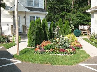 801 Jonathon Ct, Egg Harbor Township, NJ 08234