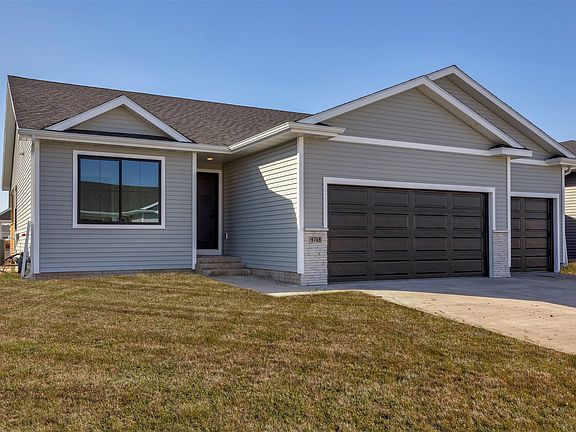 2nd image of 9748 Thorton Dr