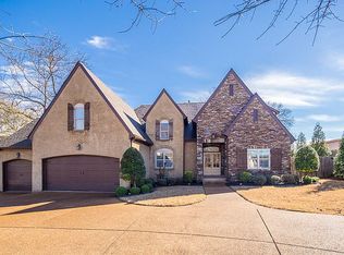 584 Saint Nick Dr, Memphis, TN 38117