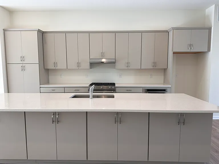 760 Josephine Way — Photo 13