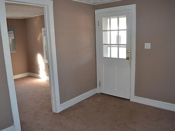 5th image of 513 Lucerne Ave