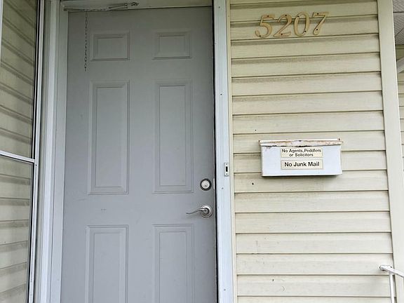 3rd image of 5207 124th Ave NW