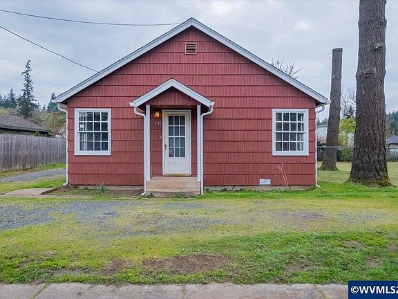 3rd image of 1132 2nd Ave