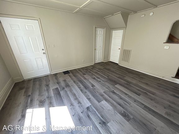 4th image of 2014 Cortland Ave #10438857